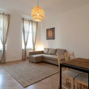 Apartment Living - Margareten, Wien