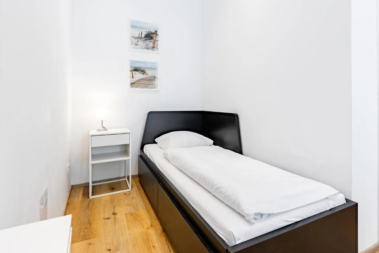 Budget Rooms West With Shared Kitchen Viena 0*,