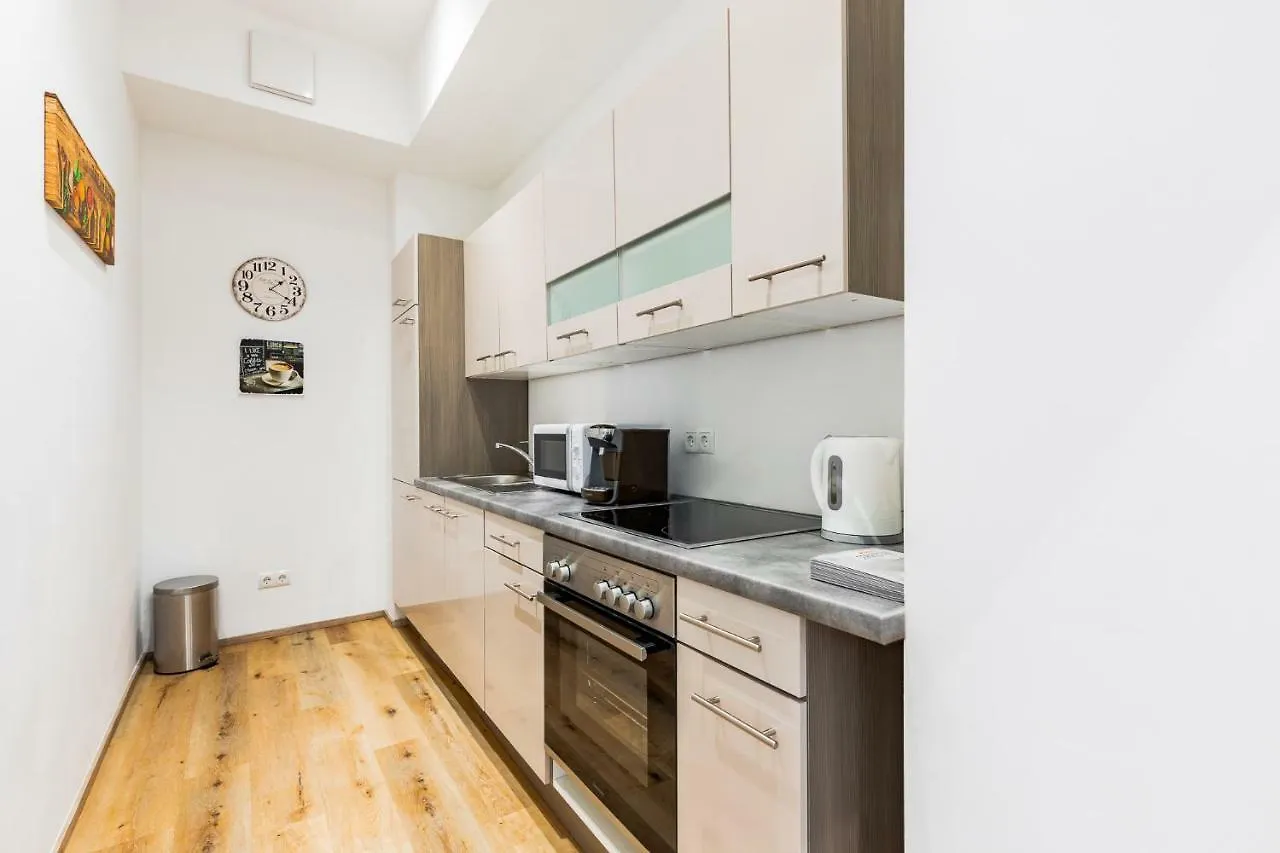 Budget Rooms West With Shared Kitchen Viena Apartament