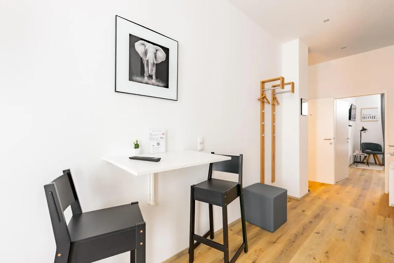 Budget Rooms West With Shared Kitchen 维也纳 0*,  奥地利