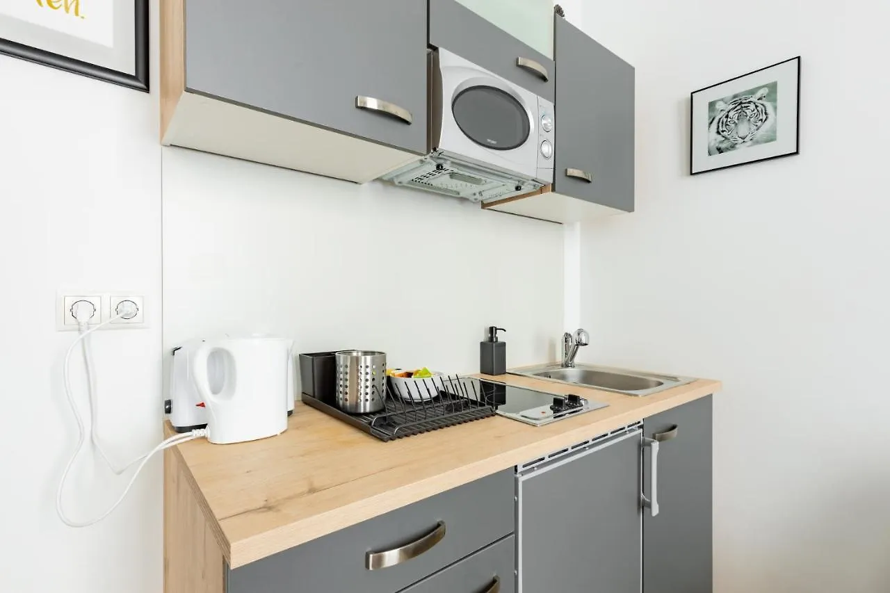Budget Rooms West With Shared Kitchen 维也纳 0*,