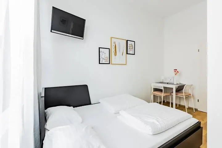 Budget Rooms West With Shared Kitchen 维也纳