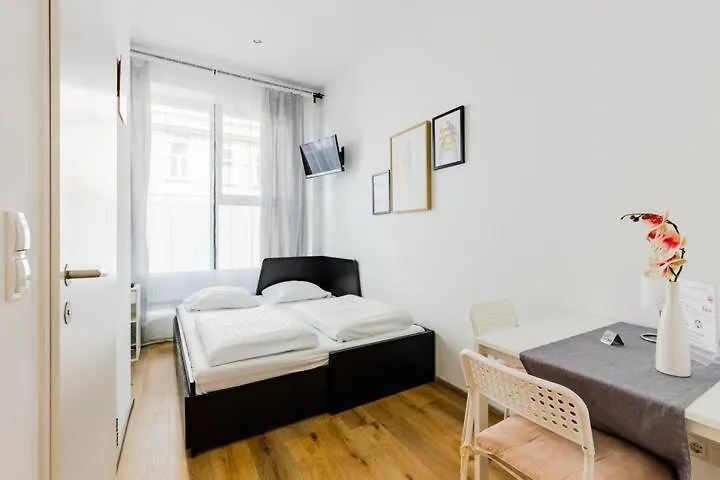 Budget Rooms West With Shared Kitchen 维也纳 公寓