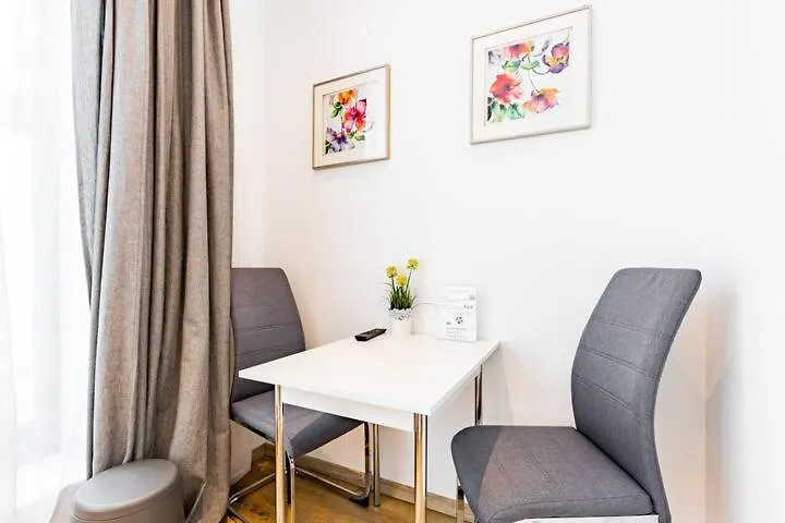 公寓 Budget Rooms West With Shared Kitchen 维也纳