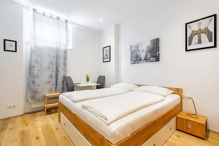 公寓 Budget Rooms West With Shared Kitchen 维也纳