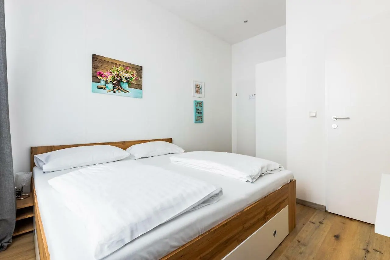 Budget Rooms West With Shared Kitchen 维也纳 公寓